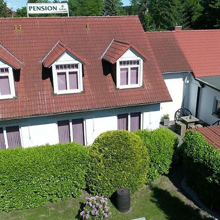 Pension Zum Lindeneck 륍츠 외부 사진