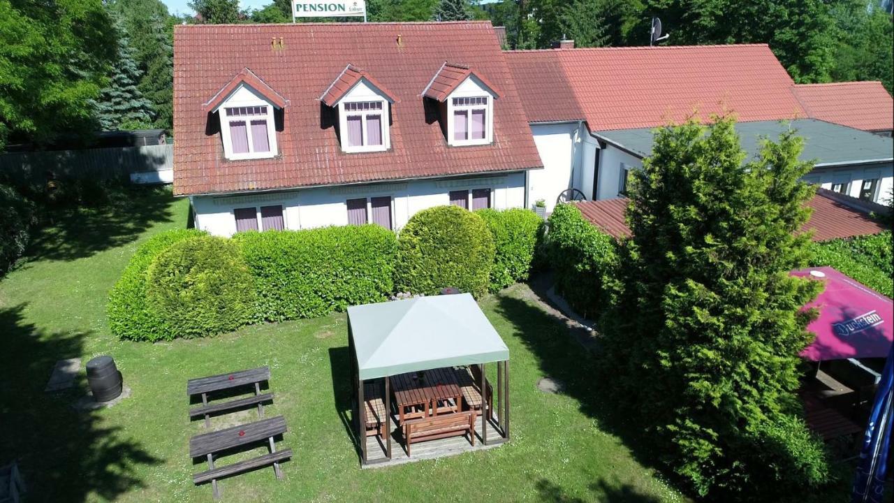 Pension Zum Lindeneck 륍츠 외부 사진